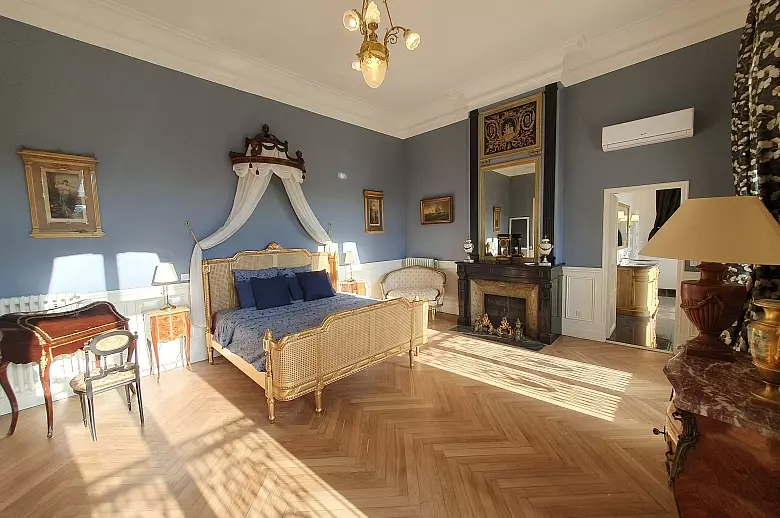 Chateau Classic SouthWest - Location villa de luxe - Provence / Cote d Azur / Mediterran. - ChicVillas - 11