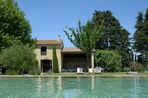 Villa de luxe à louer en Provence avec piscine