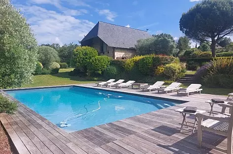 Maison de luxe à louer près de Deauville avec piscine & jardin | ChicVillas